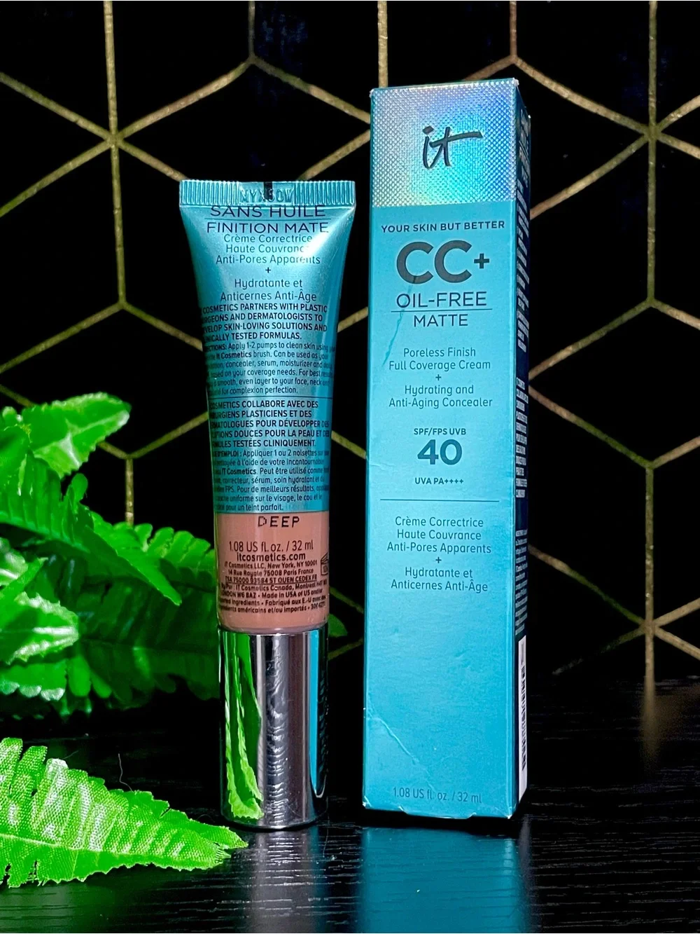 IT Cosmetics CC+ Oil-Free Matte Cream SPF 40 - Shade Deep